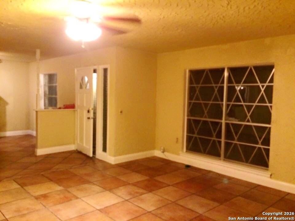 11502 Old Manse St - Photo 6 of 27