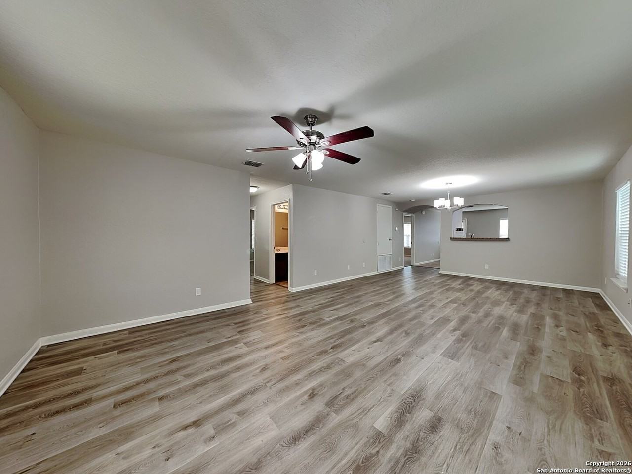 5118 Badland Beacon - Photo 2 of 18