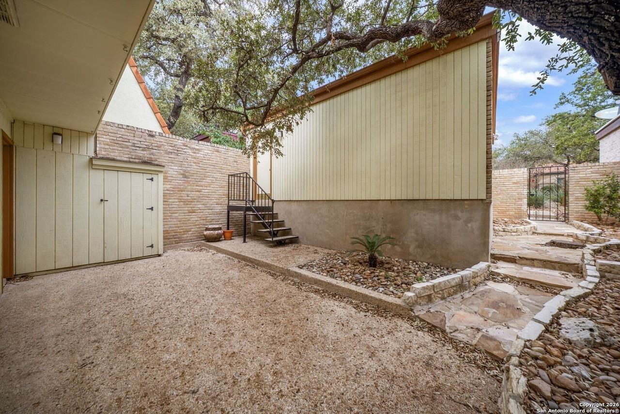 11622 Caprock St - Photo 6 of 35