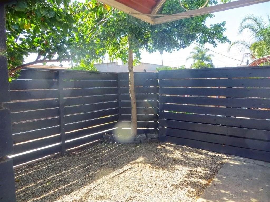 4567 Kansas St - Photo 3 of 18