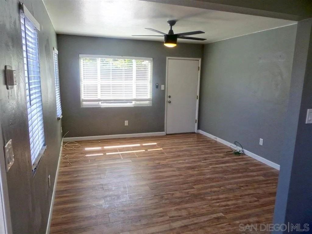 4567 Kansas St - Photo 7 of 18