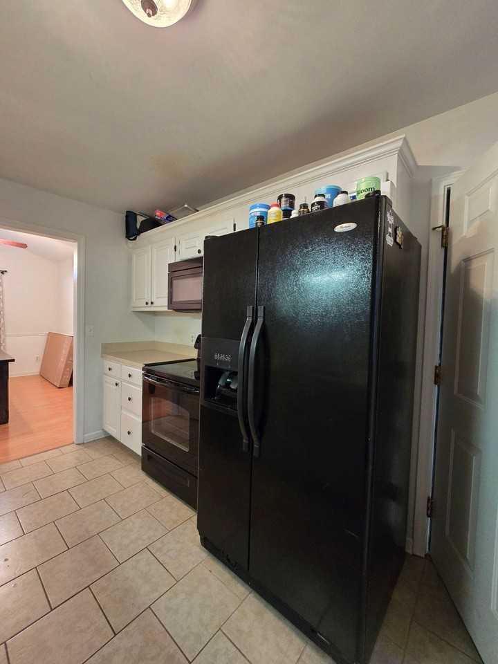 5945 Lost Creek Dr - Photo 7 of 31