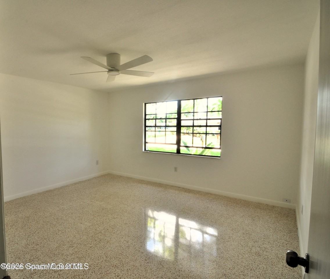 501 N Palm Ave - Photo 7 of 22