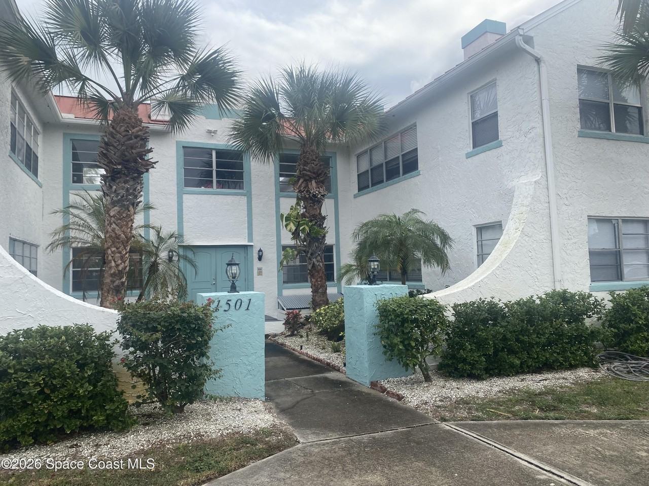 1501 S Shannon Ave Apt 7 #7 - Photo 2 of 13