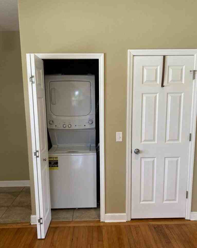 1501 S Shannon Ave Apt 7 #7 - Photo 6 of 13