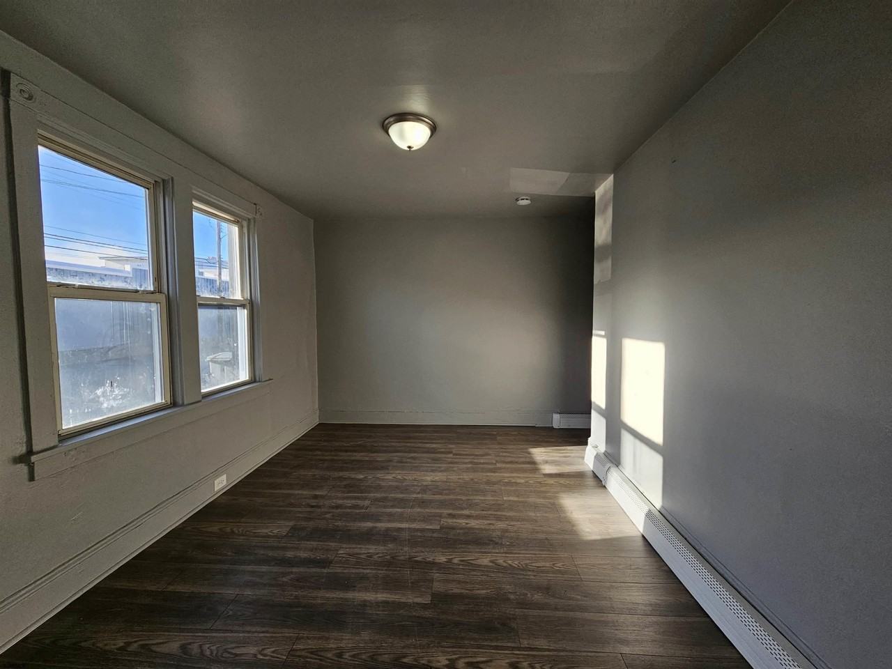 709 Adriatic Ave - Photo 5 of 19