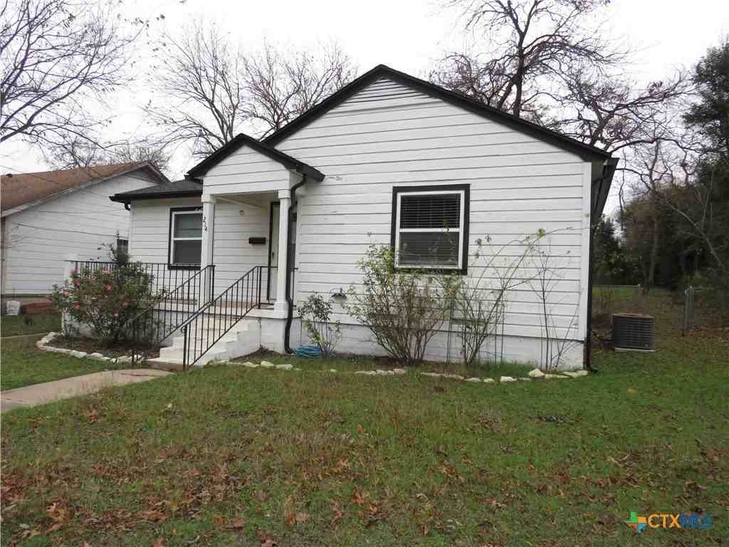 214 E Munroe Ave - Photo 2 of 15