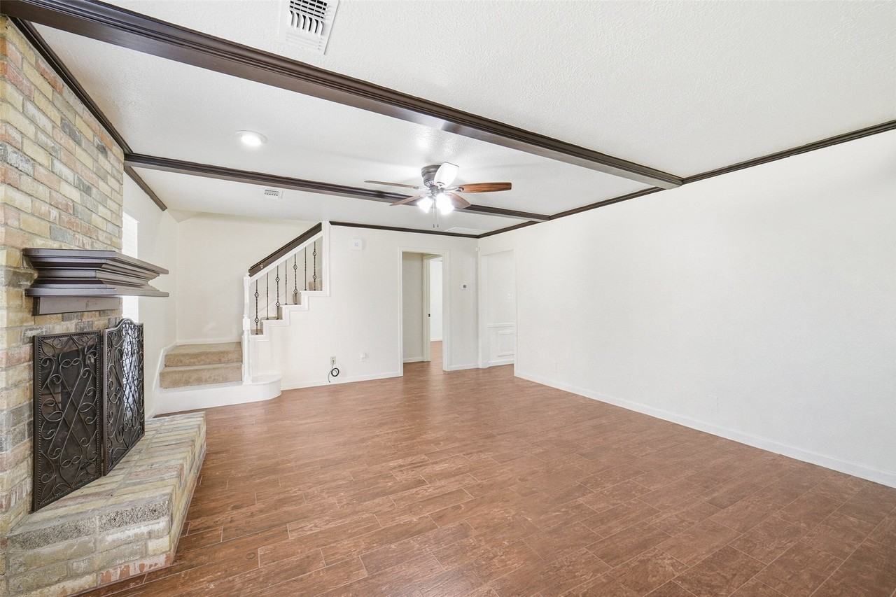 1914 Abby Aldrich Ln - Photo 7 of 47