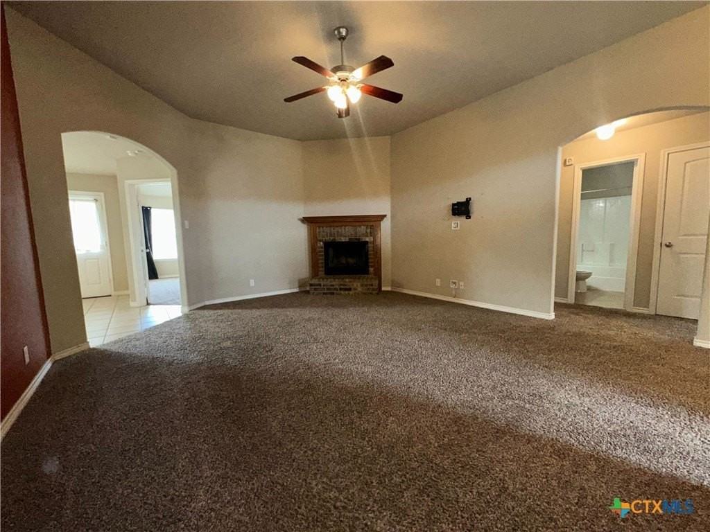 2702 Montague County Dr - Photo 6 of 27