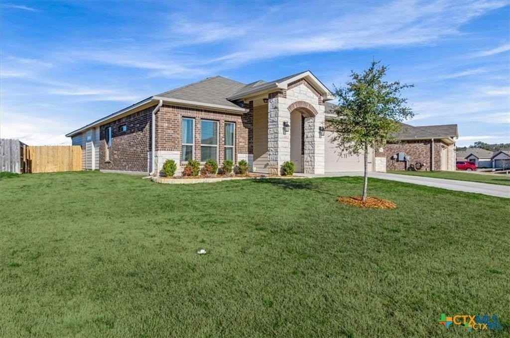 703 Rivington Dr - Photo 2 of 29