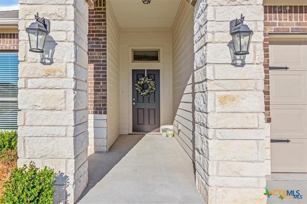 703 Rivington Dr - Photo 4 of 29