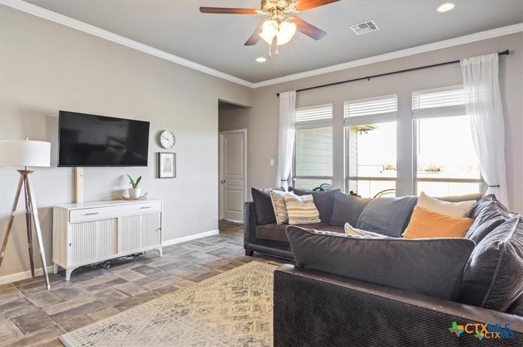 703 Rivington Dr - Photo 7 of 29