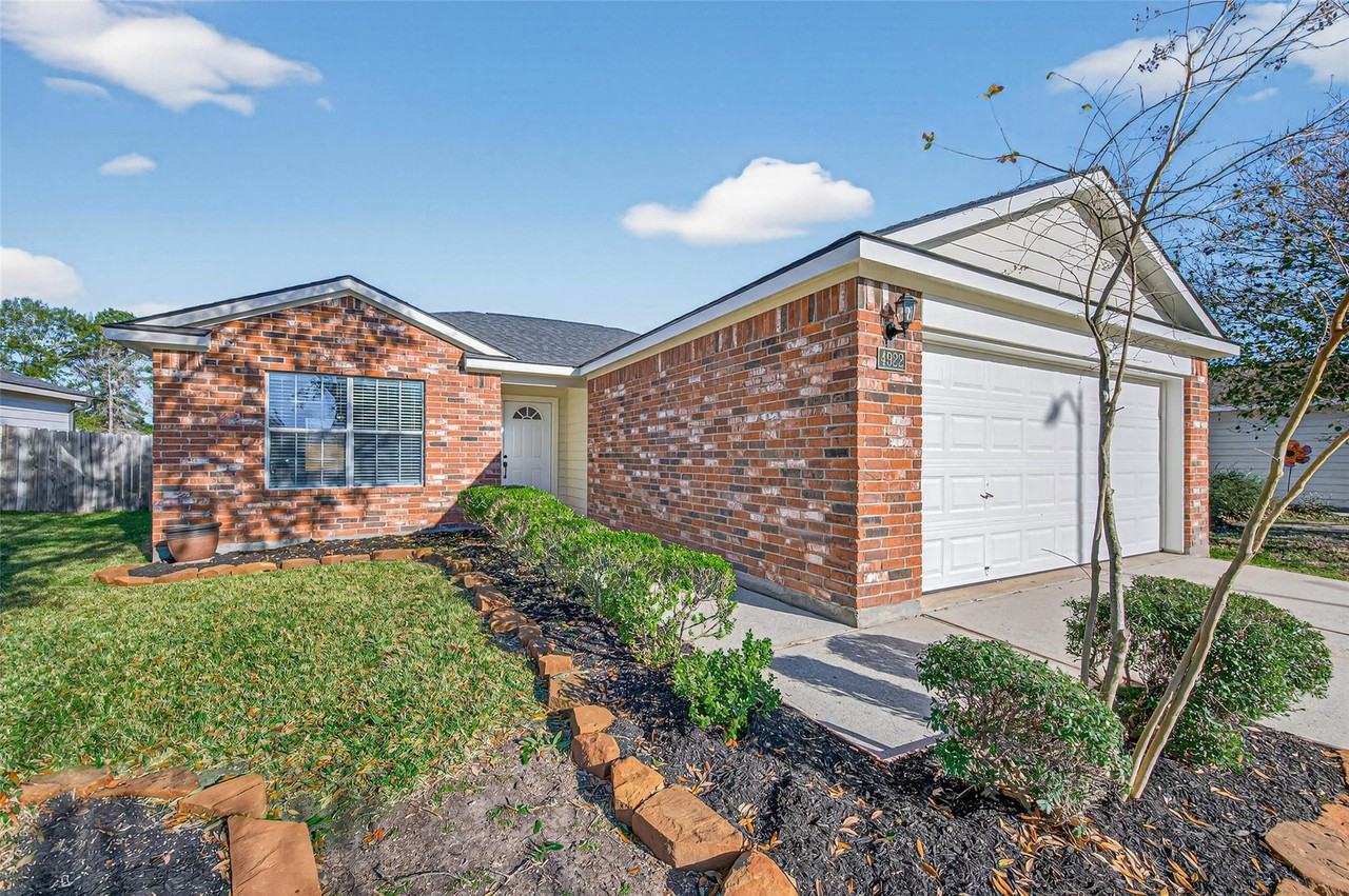 4922 Comal River Loop - Photo 6 of 26