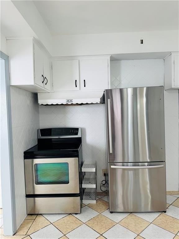 63 Walnut St - Photo 4 of 23