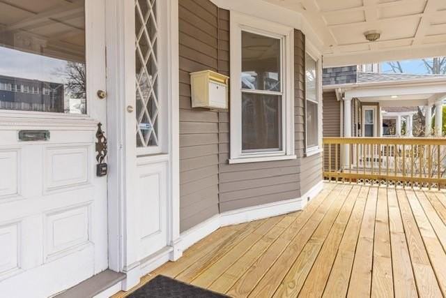 242 Waterman St - Photo 2 of 24