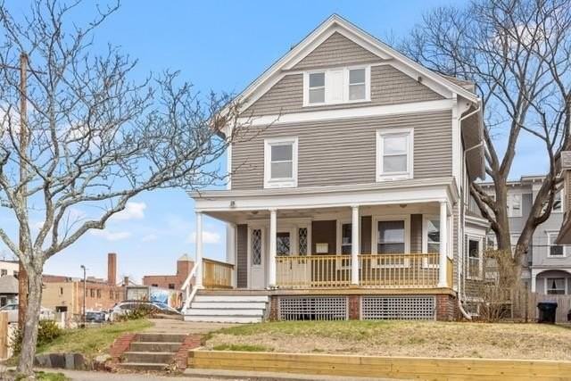 242 Waterman St - Photo 5 of 24