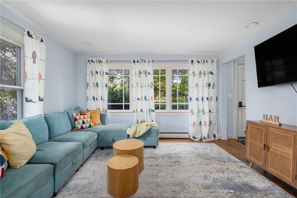 37 Concord Dr - Photo 3 of 35