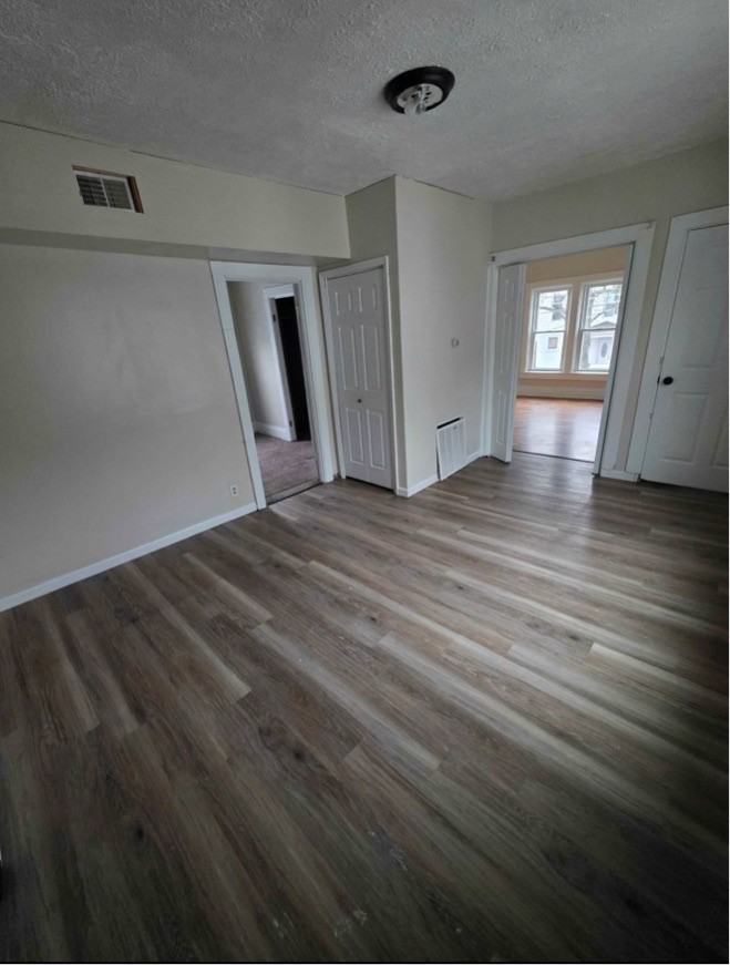 344 W 22nd St Apt 2nd #2ndFL - Photo 3 of 11