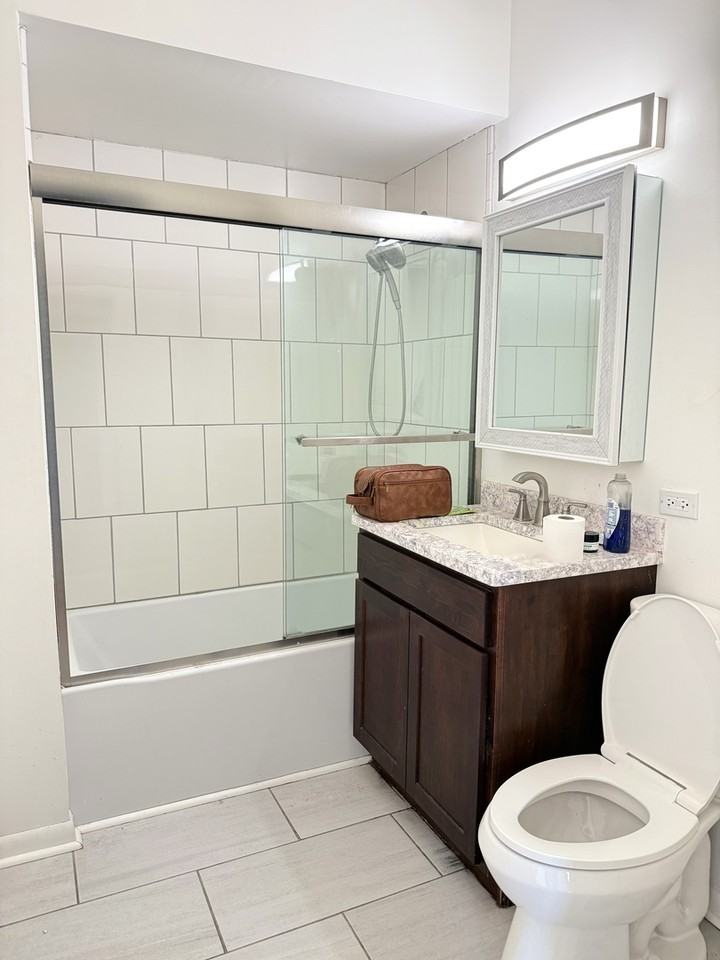 1133 Beloit Ave ##2 - Photo 7 of 7