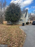 featured image of 415 Stanford Ct