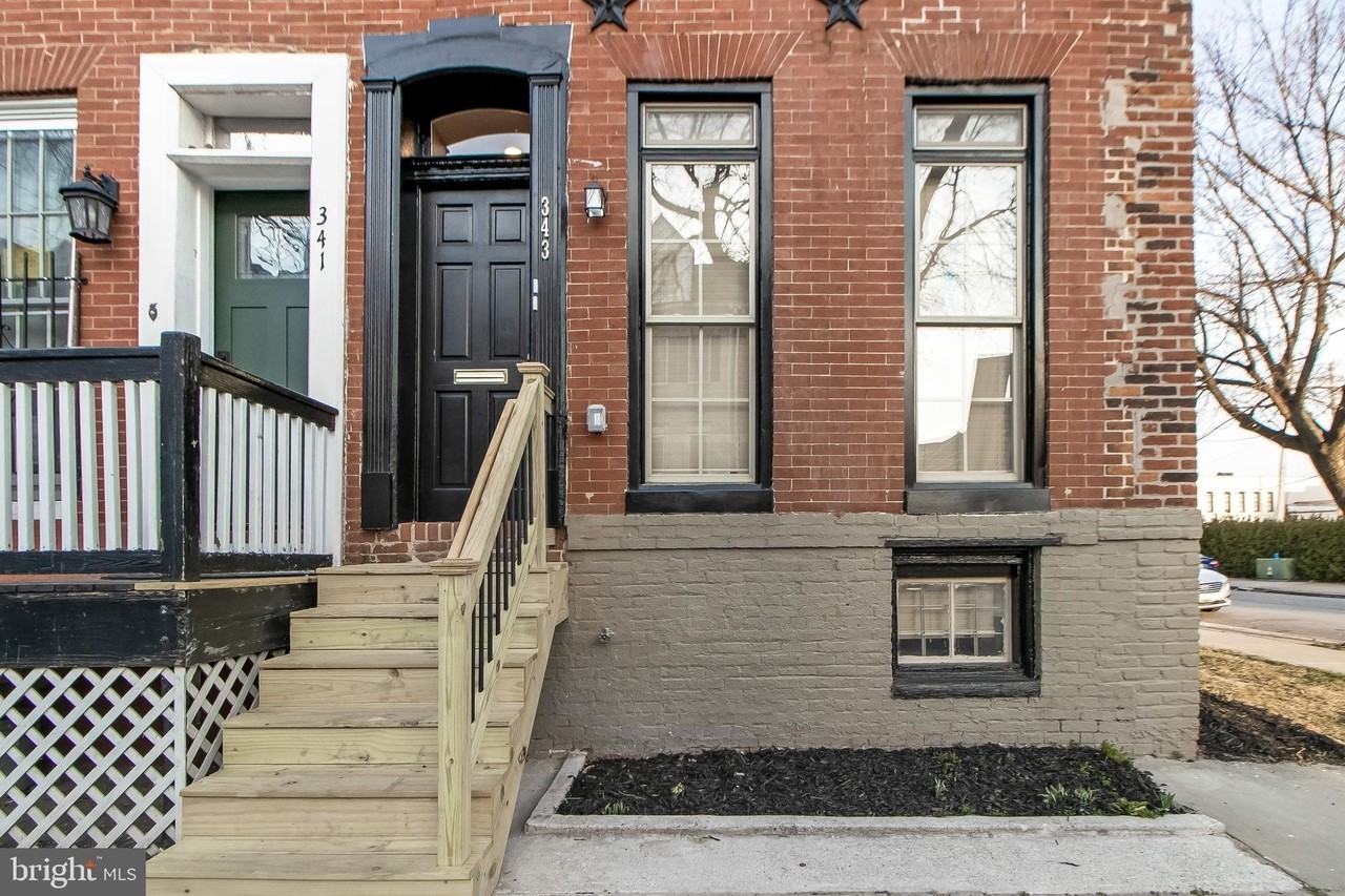 343 Scott St Apt 2 #2 - Photo 4 of 17