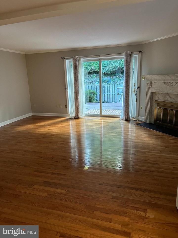 9 Collis Ct - Photo 6 of 24