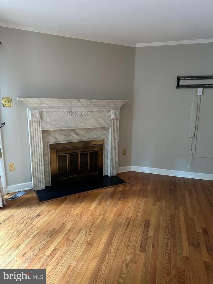 9 Collis Ct - Photo 7 of 24