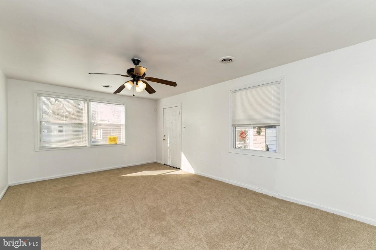 6510 Joplin St - Photo 4 of 18