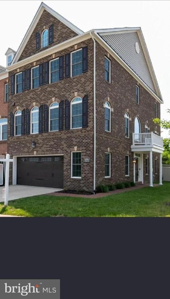 15703 Tibberton Ter - Photo 2 of 50