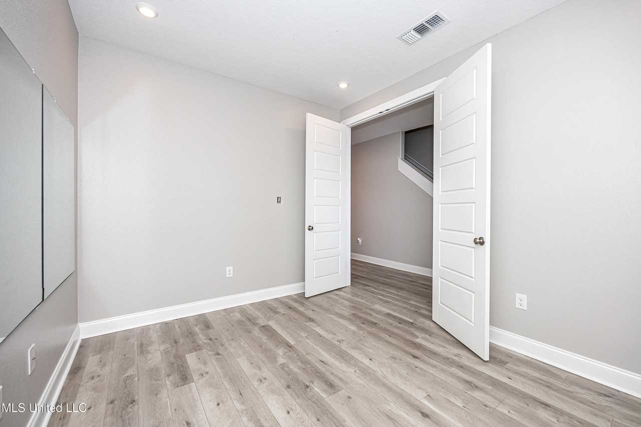 10463 W Landon Green Cir - Photo 6 of 50