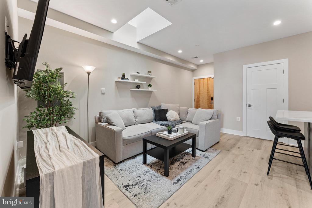 818 Kennedy St Nw ##9 - Photo 2 of 24