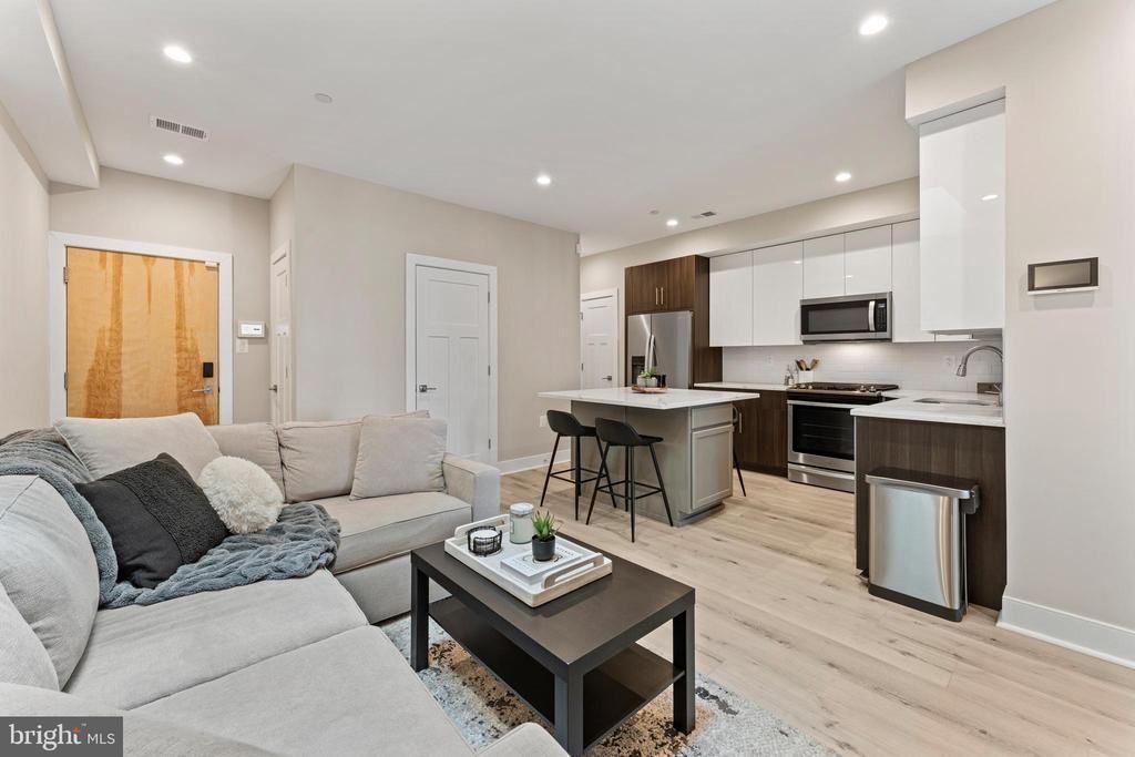 818 Kennedy St Nw ##9 - Photo 4 of 24