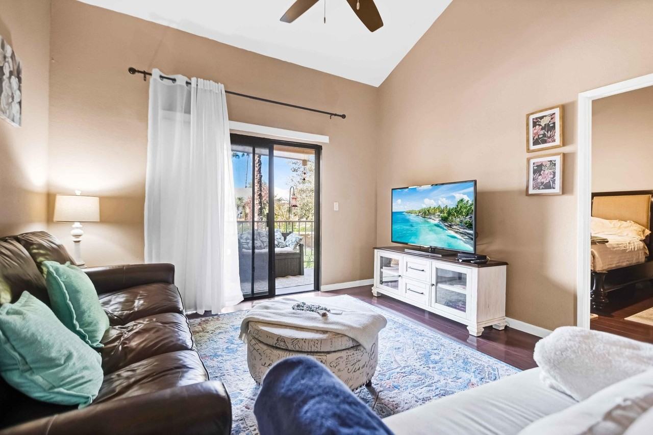 48255 Monroe St Apt 21 - Photo 3 of 26