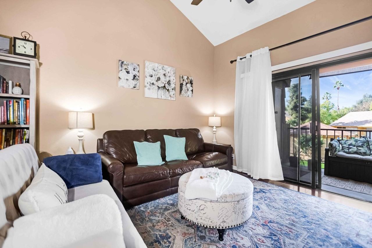 48255 Monroe St Apt 21 - Photo 4 of 26