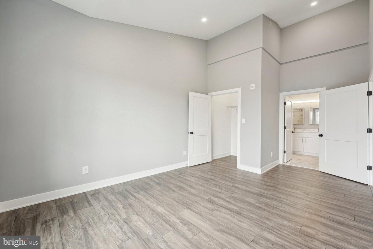 2421 Bristol Rd Unit 205 #205 - Photo 7 of 16