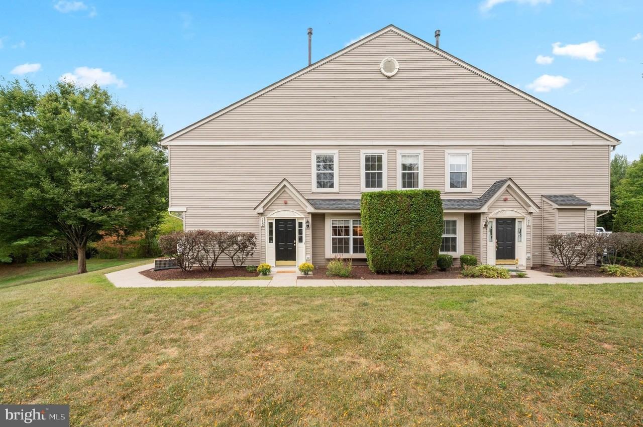 1408 Black Walnut Dr - Photo 2 of 37