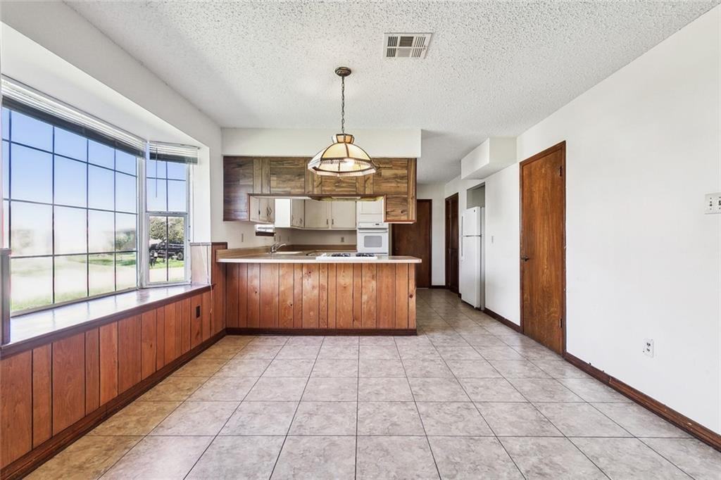 4241 Beaune Dr - Photo 7 of 20