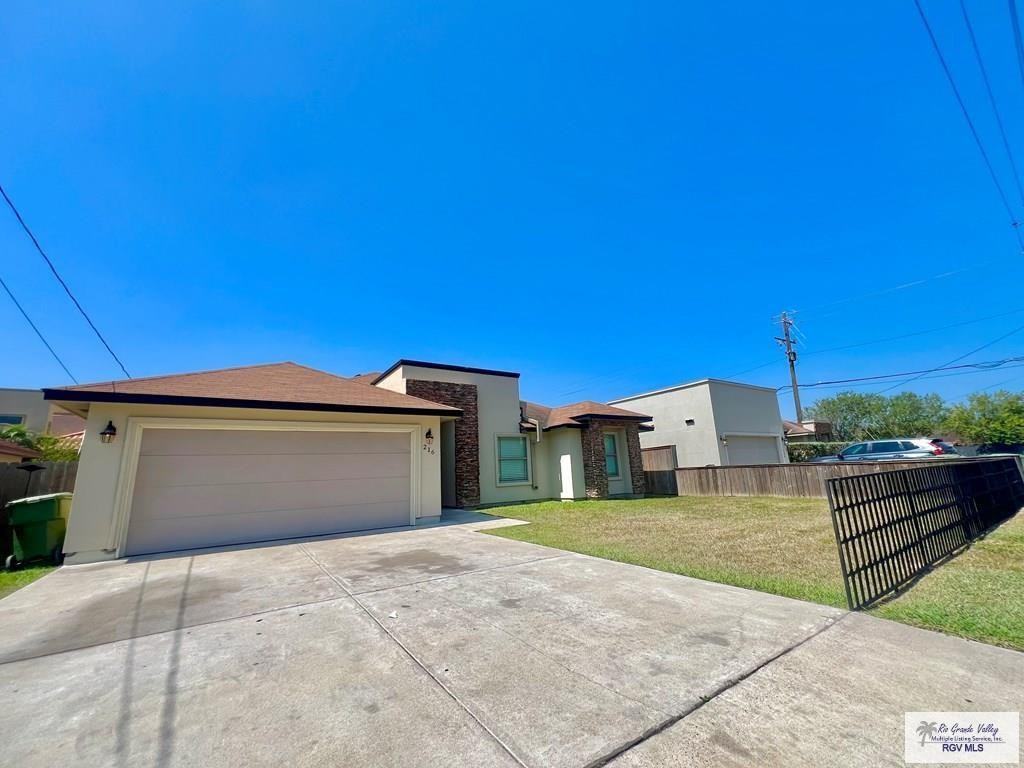 216 Gilson Rd - Photo 3 of 29