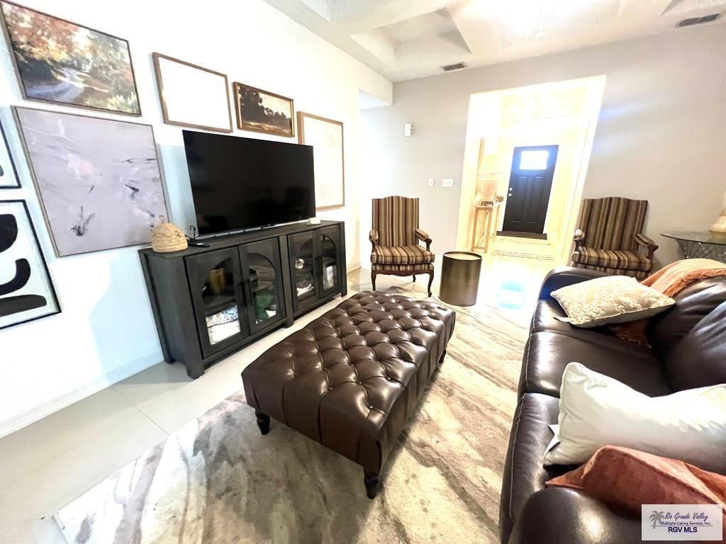 216 Gilson Rd - Photo 7 of 29