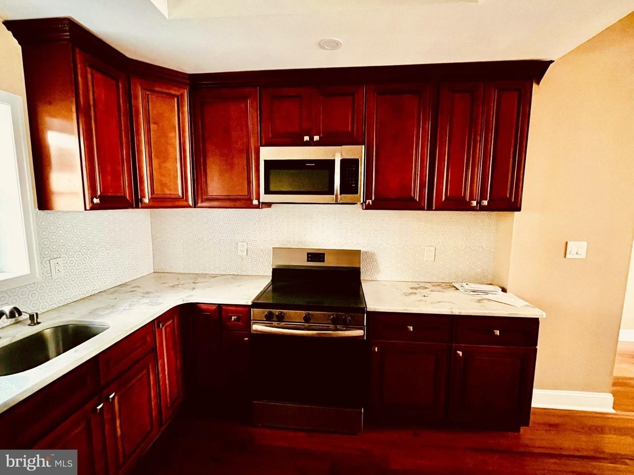 2841 N Judson St - Photo 7 of 20