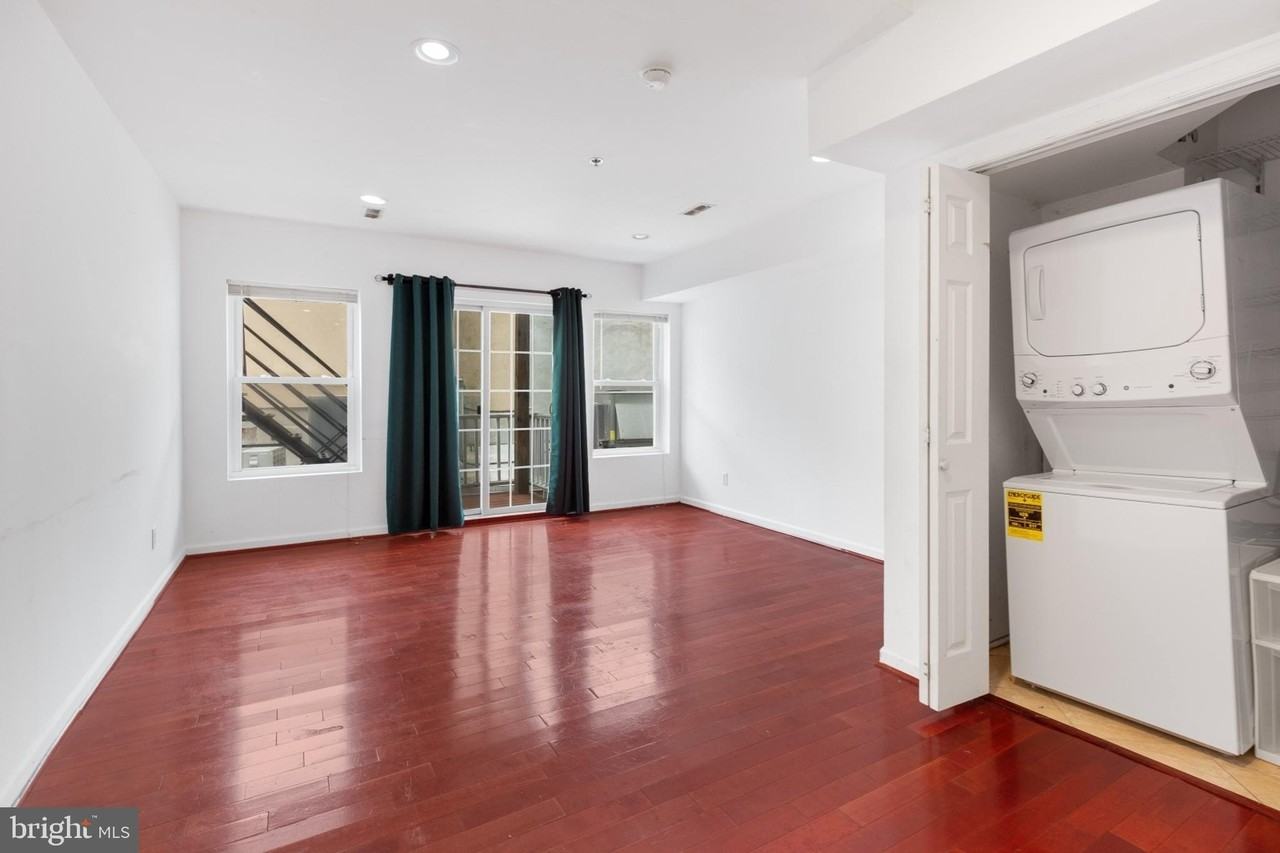 57 W Girard Ave Unit 2 #2 - Photo 3 of 21