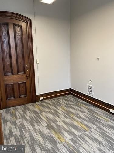 218 E Market St 2nd Fl #2ndFL - Photo 2 of 11