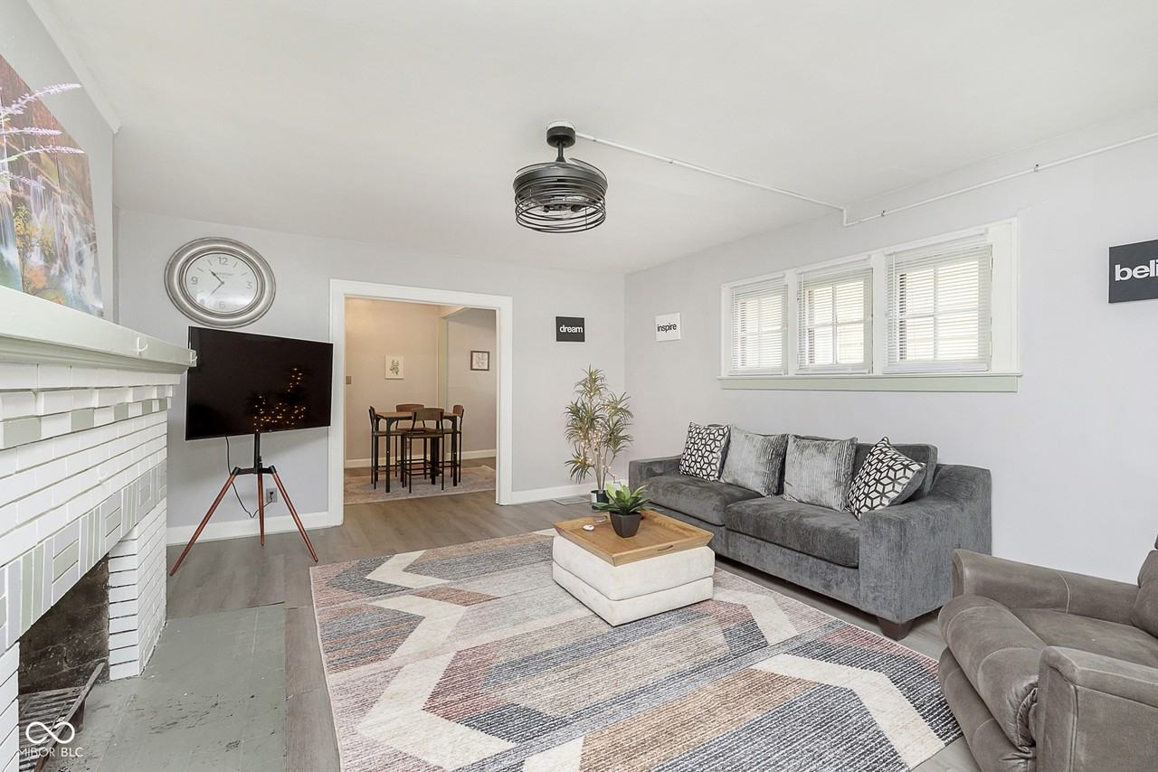 4237 Graceland Ave - Photo 6 of 23