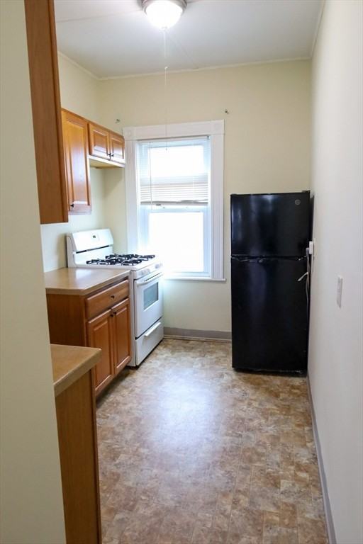 159 Covel St ##2 - Photo 3 of 9