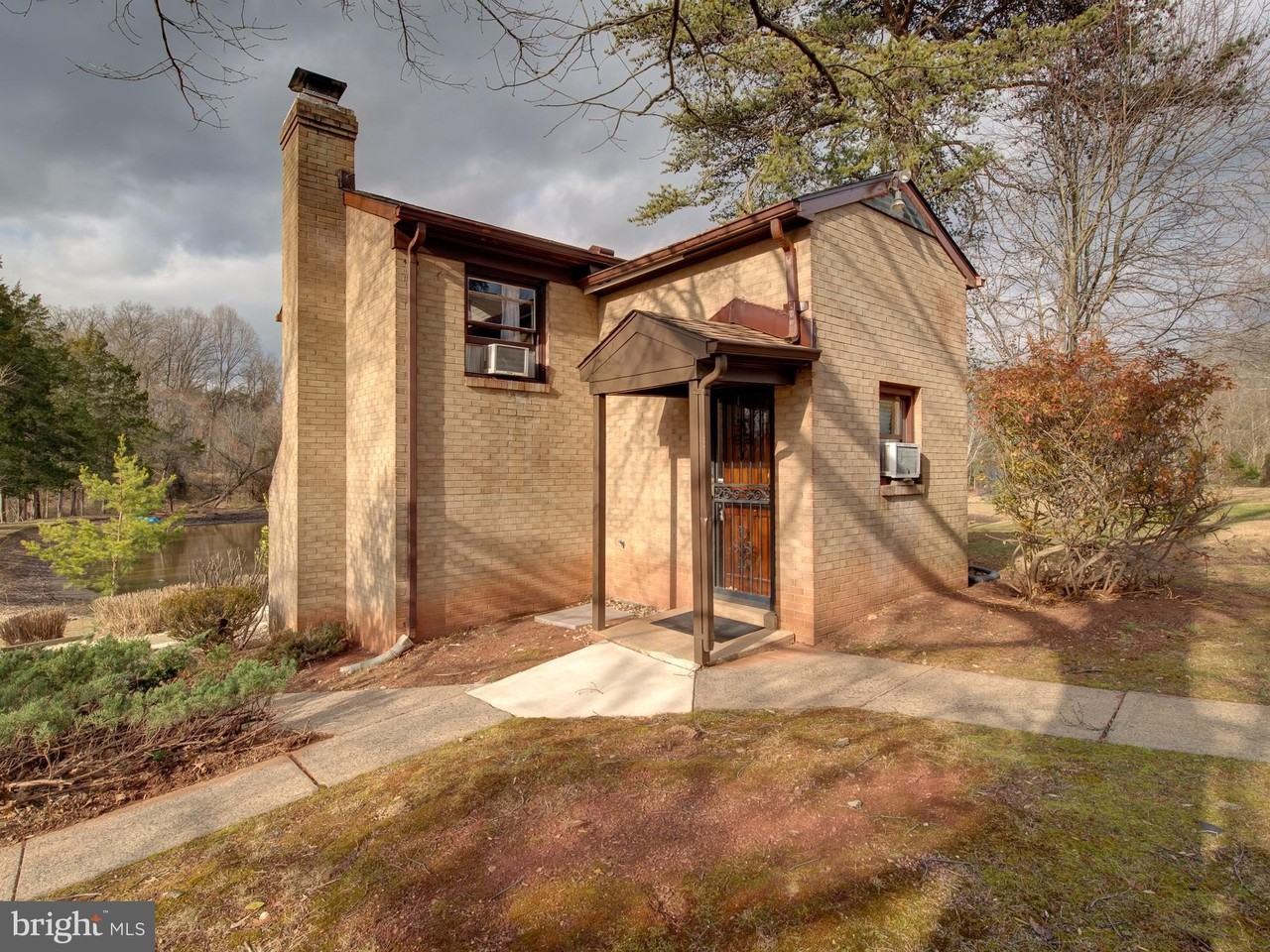 1108B Shaker Woods Rd