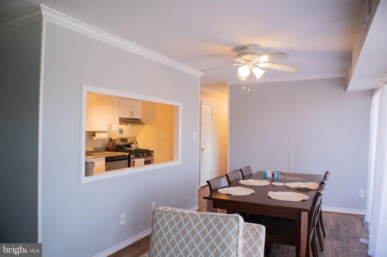 2900 Kings Chapel Rd Apt 10 #10 - Photo 3 of 11