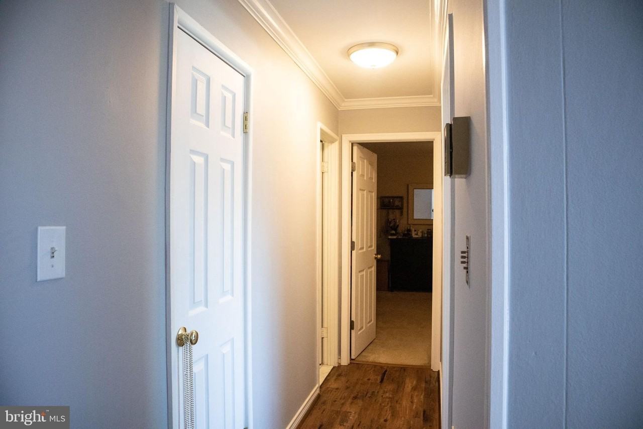 2900 Kings Chapel Rd Apt 10 #10 - Photo 6 of 11