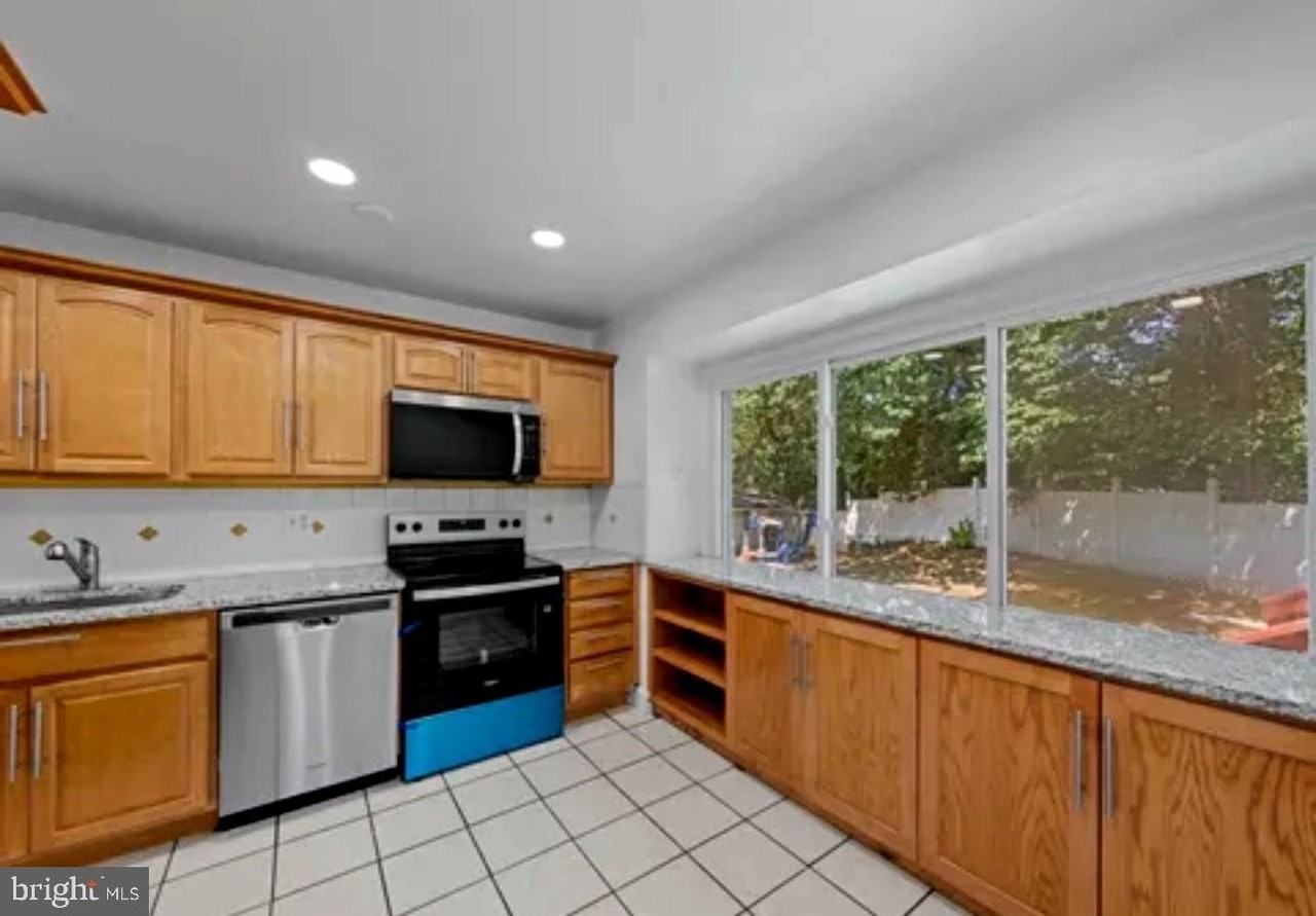 4702 Eaton Pl - Photo 7 of 15