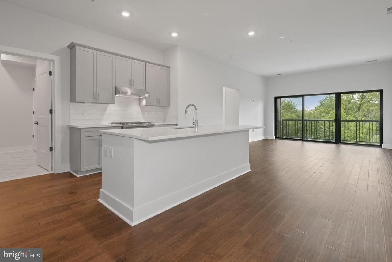 44691 Wellfleet Dr Apt 308 #308 - Photo 5 of 12