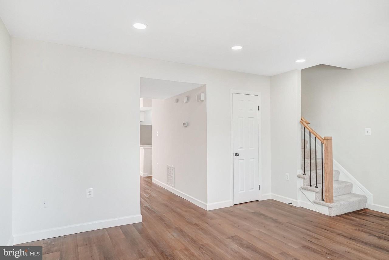 14625 Earlham Ct - Photo 5 of 23